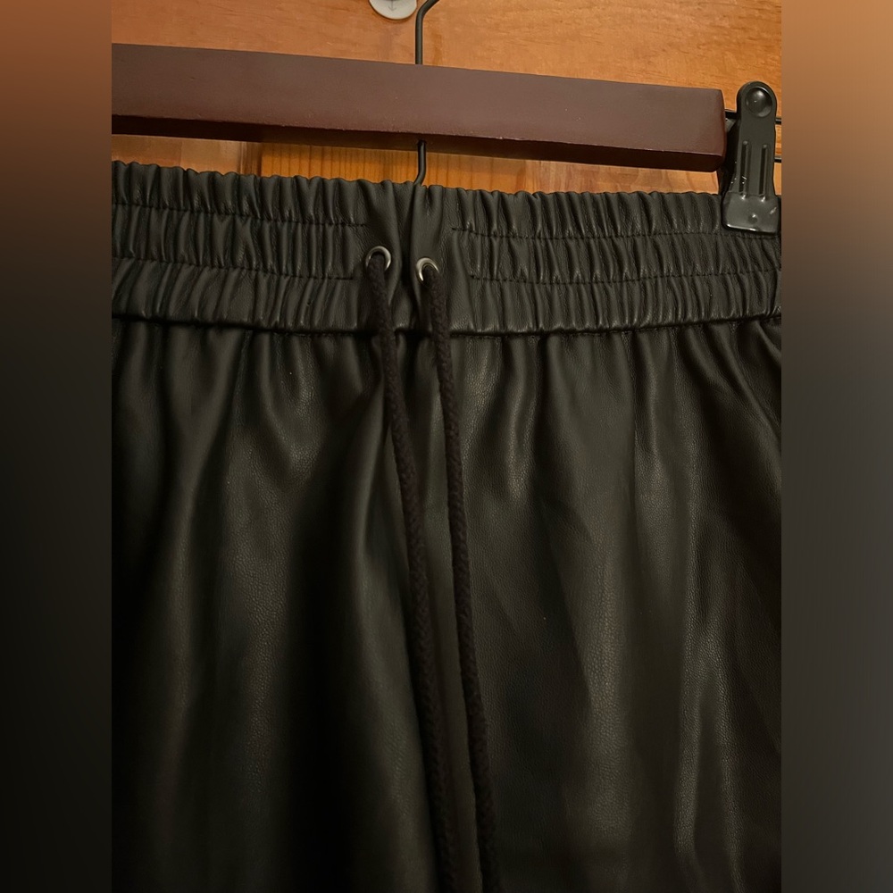 Topshop faux leather mini skirt - Picture 8 of 13
